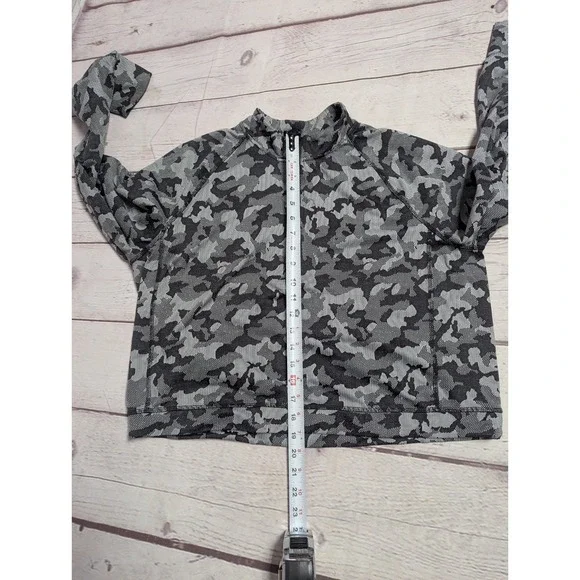 Spyder Active Womens Half Zip XL Black White Gray Cam Thumbholes Logo EUC 934 - Picture 6 of 7